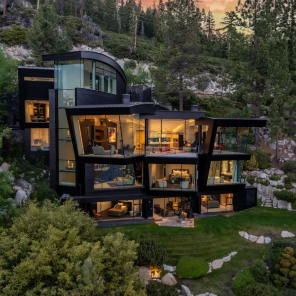 Luxury Property for Sale in Prime Waterfront Locations