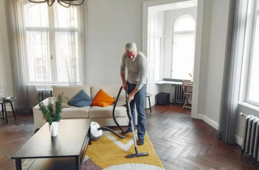 Protecting Your Interior Design: How Regular House Cleaning Keeps Floors, Fabrics and Finishes Looking New